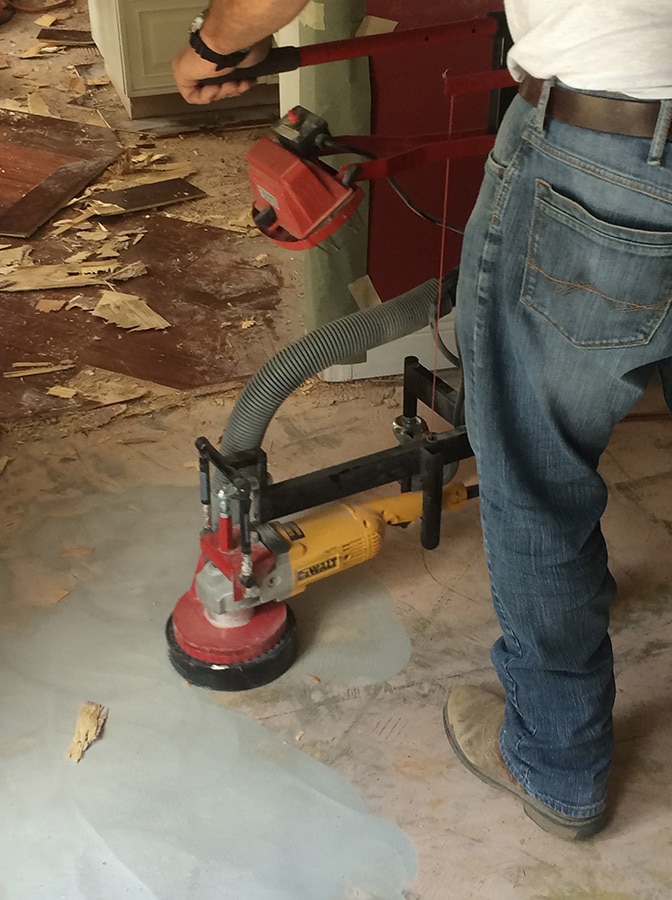 Sdy Floor Removal, How To Remove Ceramic Tile Mortar From Concrete